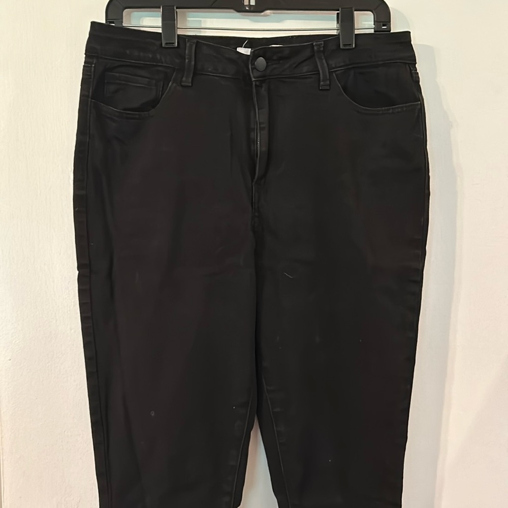 JustFab Denim Tapered Frayed Legs Jeans